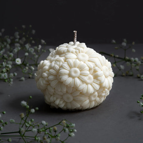 Floral Orb Daisy